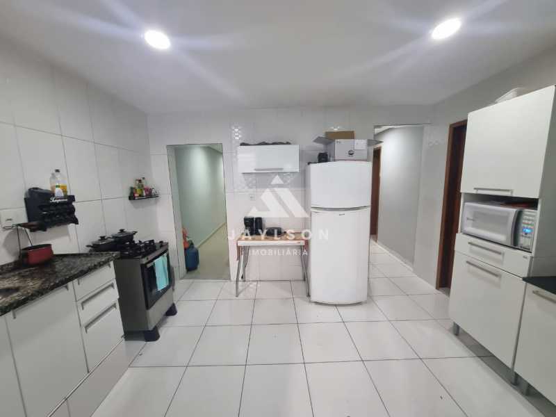 Apartamento à venda com 3 quartos, 120m² - Foto 15