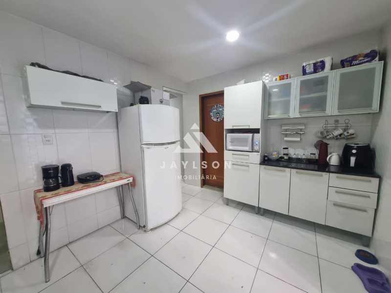 Apartamento à venda com 3 quartos, 120m² - Foto 16