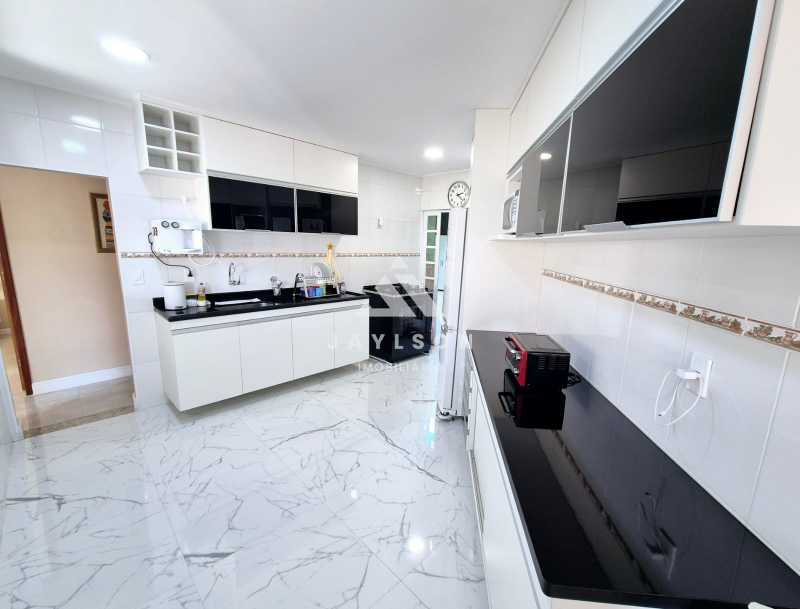 Casa à venda com 2 quartos, 70m² - Foto 15