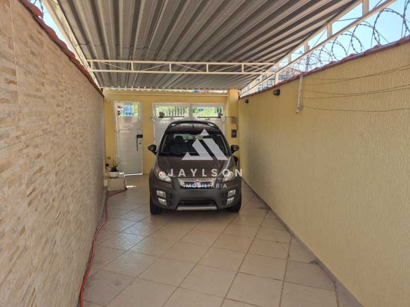 Casa à venda com 2 quartos, 70m² - Foto 23