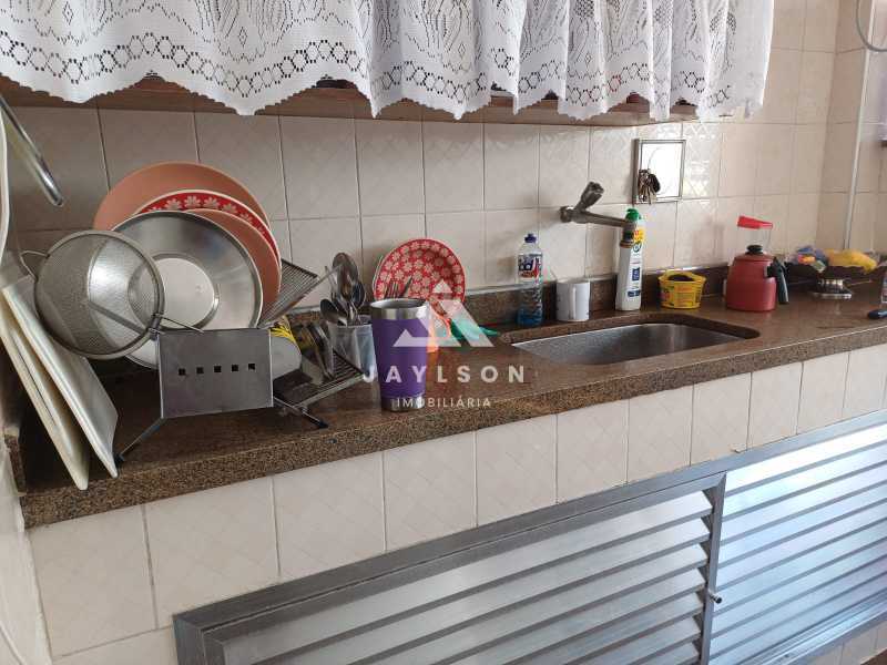 Apartamento à venda com 2 quartos, 58m² - Foto 17