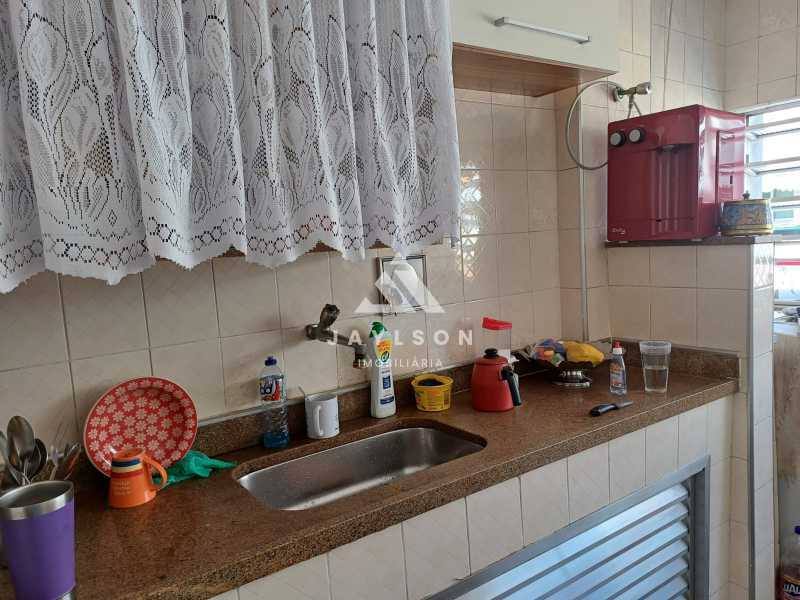 Apartamento à venda com 2 quartos, 58m² - Foto 15