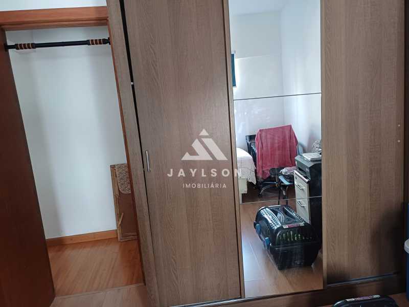 Apartamento à venda com 2 quartos, 58m² - Foto 14