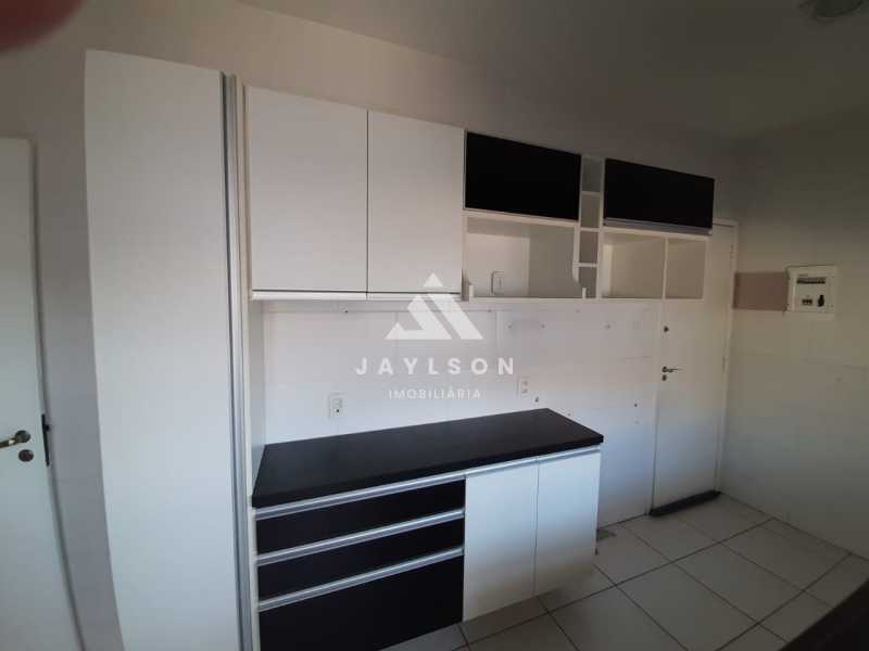 Apartamento à venda com 2 quartos, 60m² - Foto 15