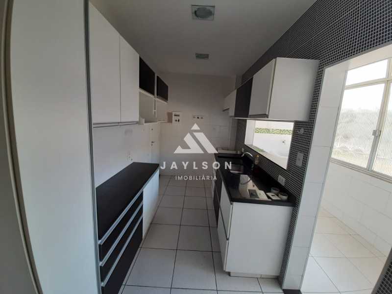 Apartamento à venda com 2 quartos, 60m² - Foto 16