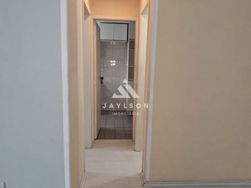 Apartamento à venda com 3 quartos, 91m² - Foto 9