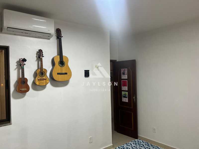 Casa à venda com 2 quartos, 105m² - Foto 18