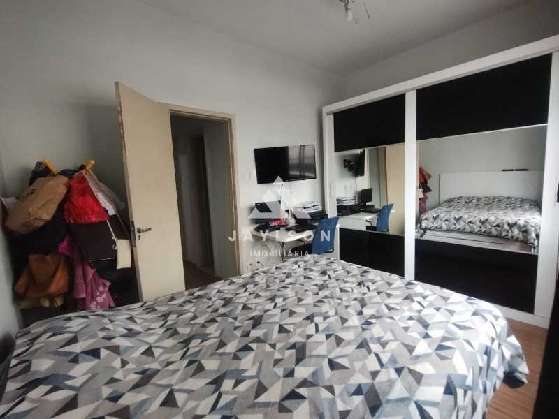 Apartamento à venda com 2 quartos, 62m² - Foto 12