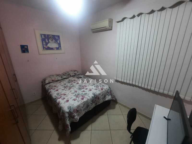 Apartamento à venda com 2 quartos, 68m² - Foto 9