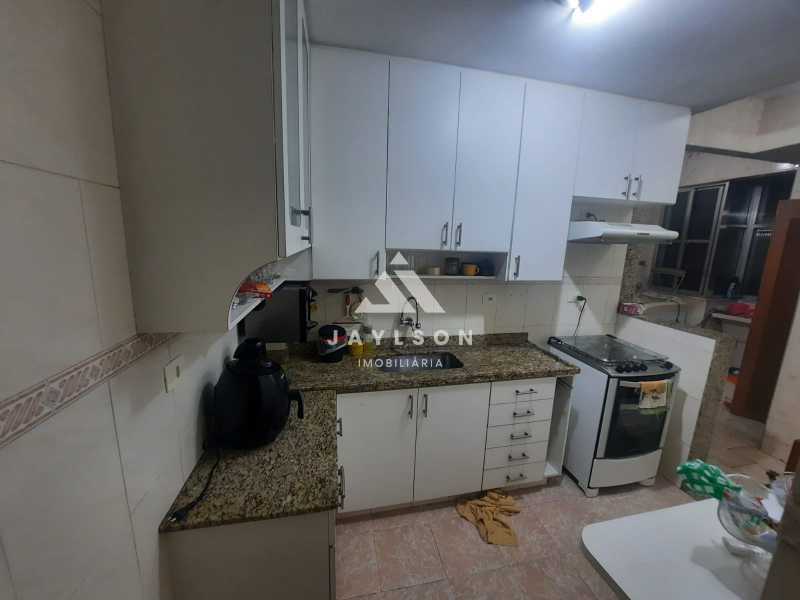 Apartamento à venda com 2 quartos, 68m² - Foto 14