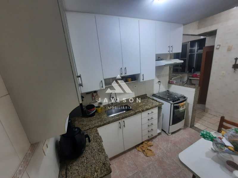 Apartamento à venda com 2 quartos, 68m² - Foto 13