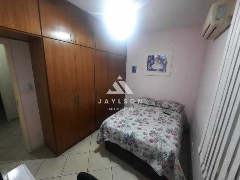 Apartamento à venda com 2 quartos, 68m² - Foto 10