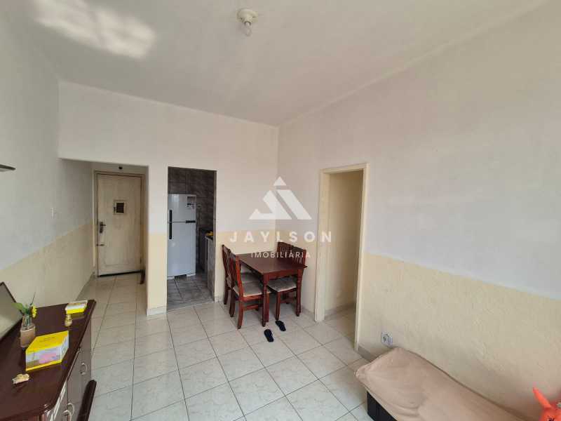 Apartamento à venda com 1 quarto, 45m² - Foto 1