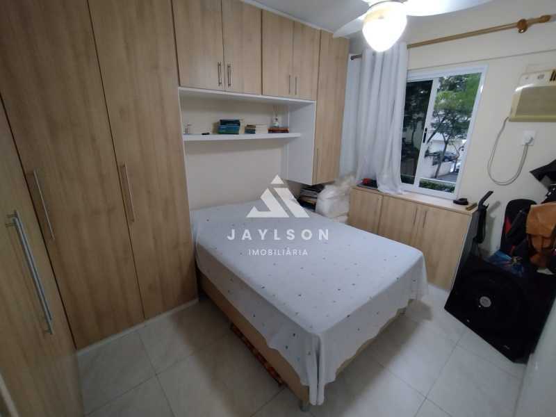 Apartamento à venda com 2 quartos, 57m² - Foto 18