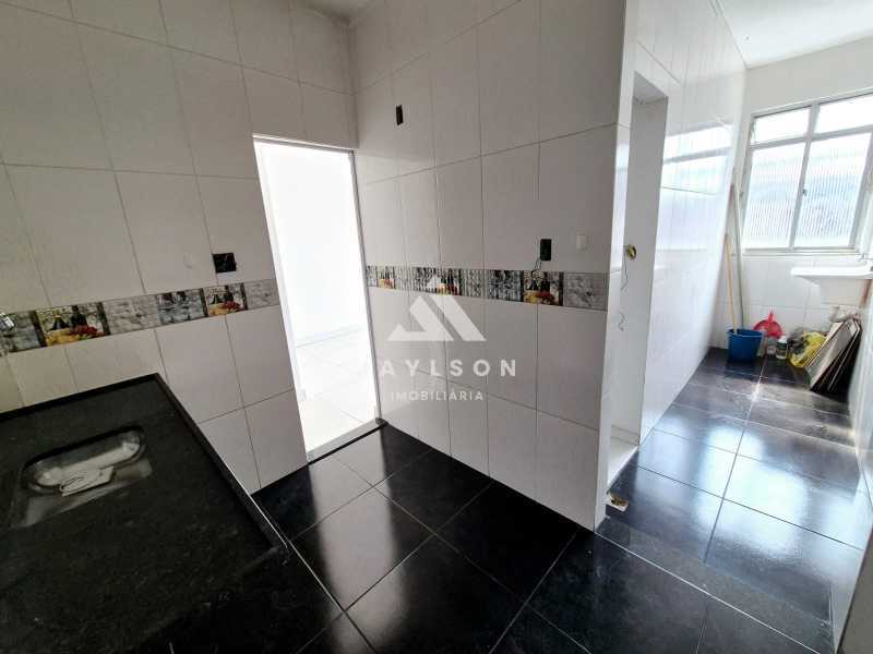 Apartamento à venda com 2 quartos, 58m² - Foto 13