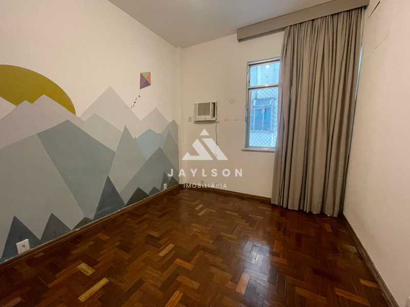 Apartamento à venda com 3 quartos, 158m² - Foto 20