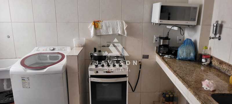 Apartamento à venda com 3 quartos, 185m² - Foto 19