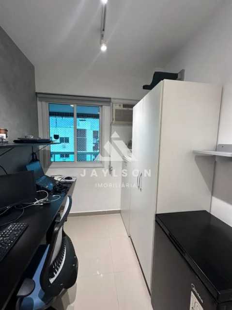 Apartamento à venda com 3 quartos, 83m² - Foto 18