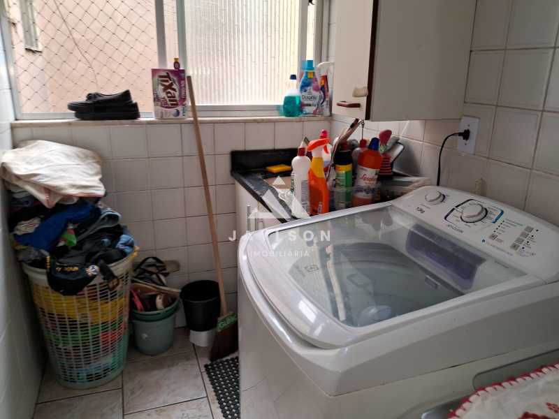 Apartamento à venda com 2 quartos, 60m² - Foto 16