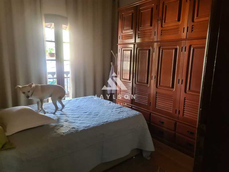 Casa à venda com 3 quartos, 150m² - Foto 11