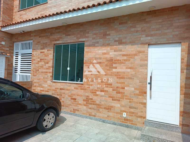 Casa à venda com 2 quartos, 110m² - Foto 2