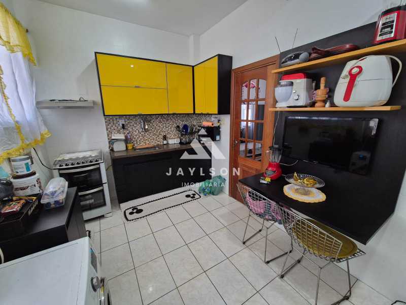 Apartamento à venda com 2 quartos, 67m² - Foto 14