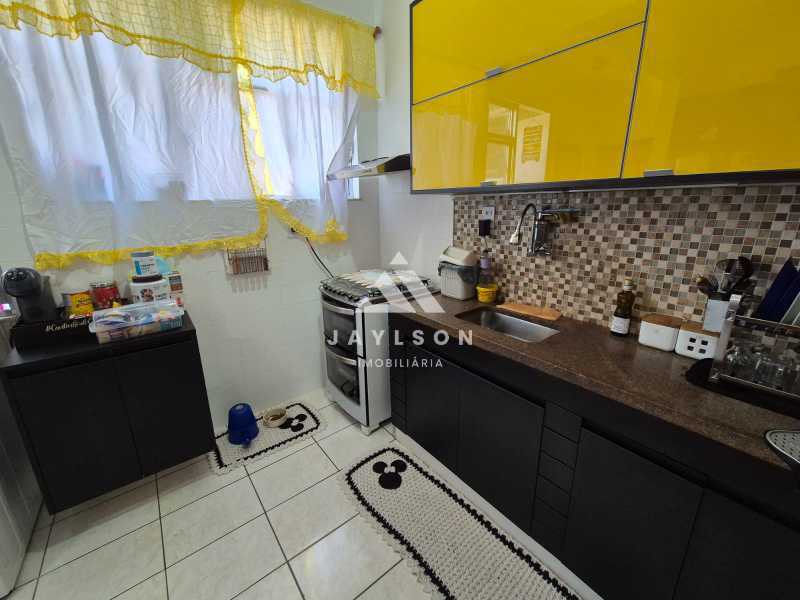 Apartamento à venda com 2 quartos, 67m² - Foto 16