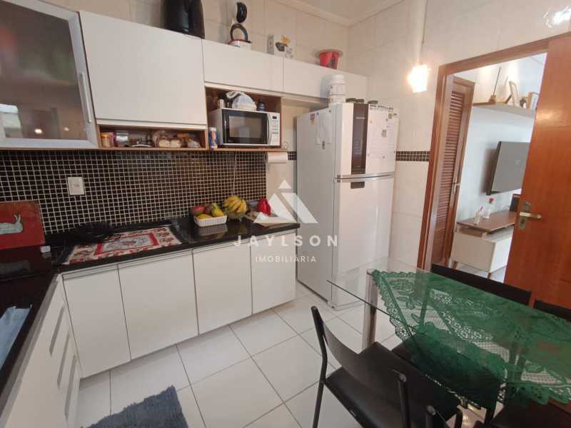 Casa de Vila à venda com 2 quartos, 68m² - Foto 4