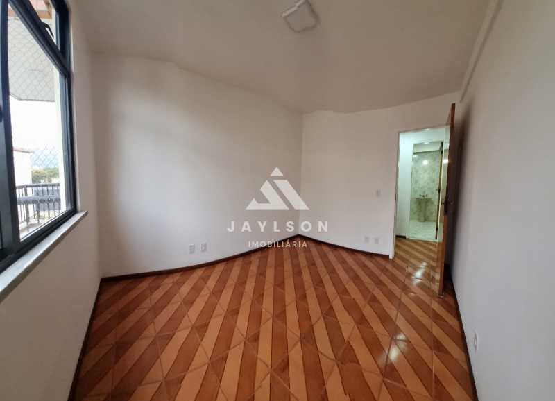 Apartamento à venda com 2 quartos, 68m² - Foto 9