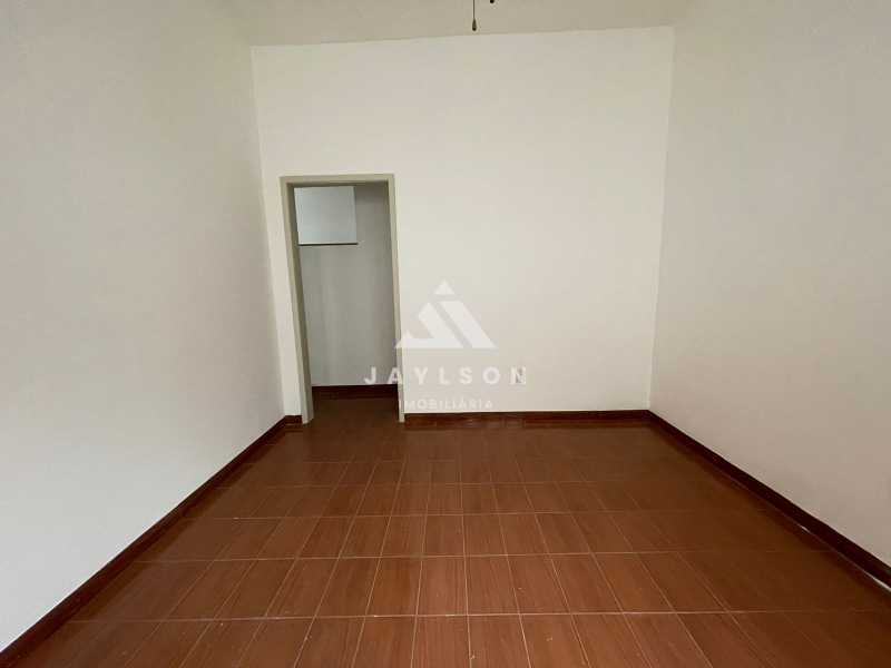 Casa à venda com 5 quartos, 100m² - Foto 5