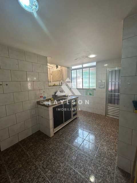 Apartamento à venda com 2 quartos, 65m² - Foto 15