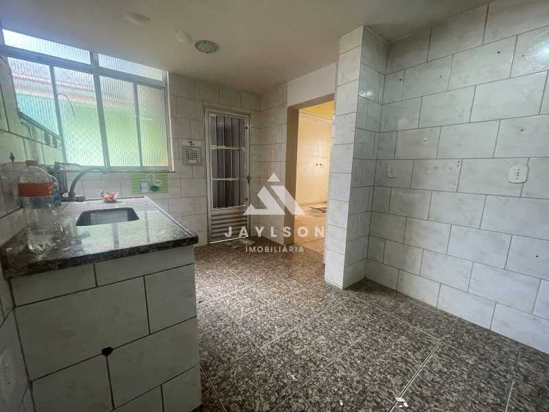 Apartamento à venda com 2 quartos, 65m² - Foto 17