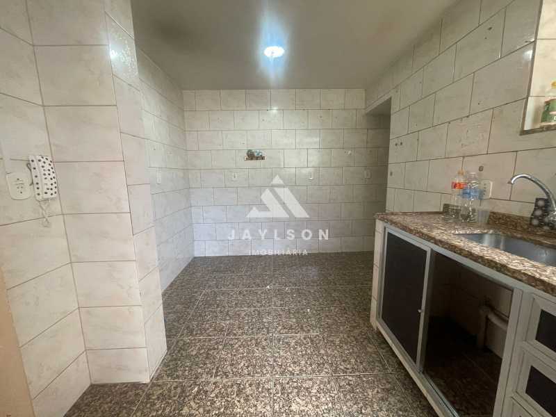 Apartamento à venda com 2 quartos, 65m² - Foto 19