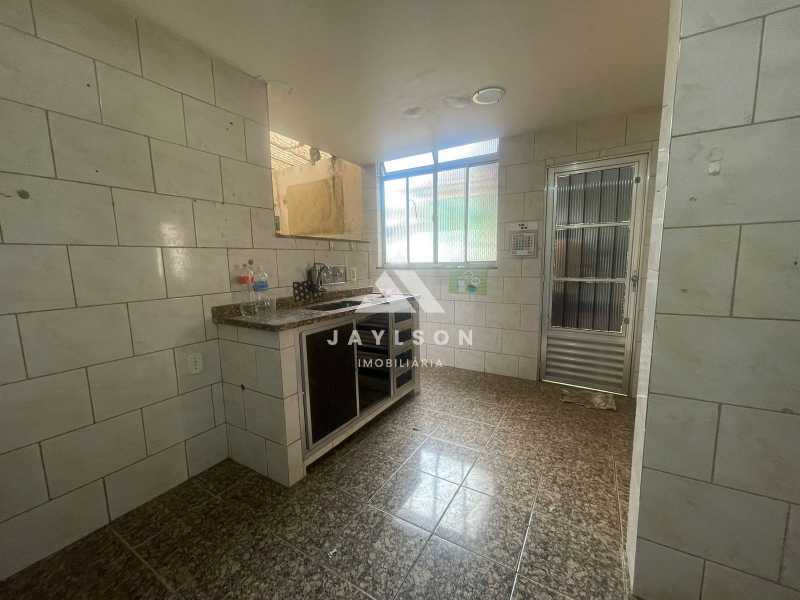 Apartamento à venda com 2 quartos, 65m² - Foto 20