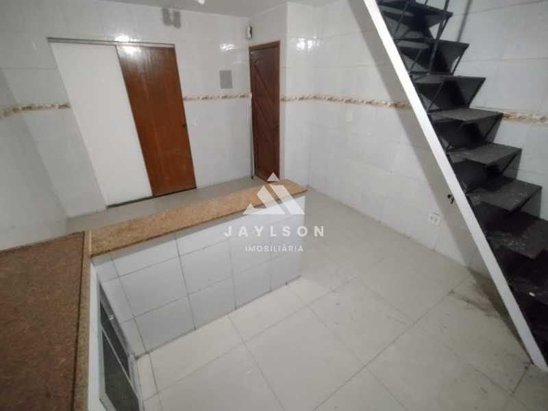 Apartamento à venda com 2 quartos, 93m² - Foto 11