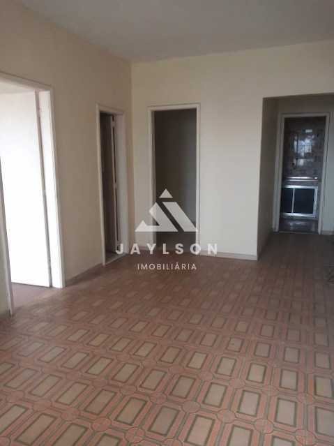 Apartamento à venda com 2 quartos, 66m² - Foto 2