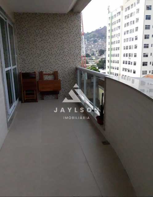 Apartamento à venda com 2 quartos, 83m² - Foto 2