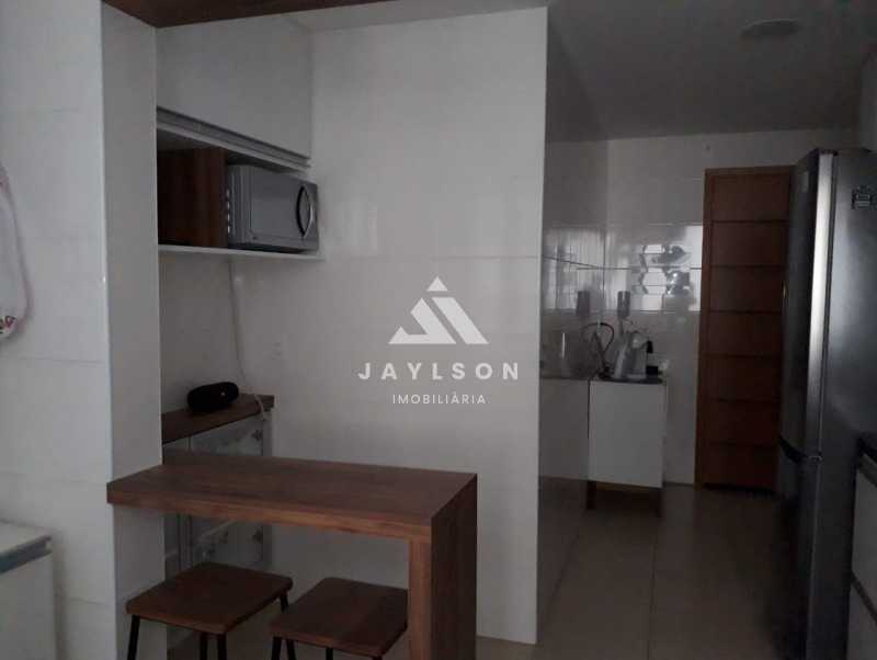 Apartamento à venda com 2 quartos, 83m² - Foto 17