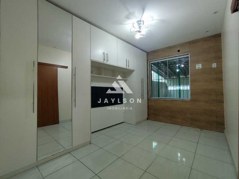 Casa à venda com 3 quartos, 114m² - Foto 11