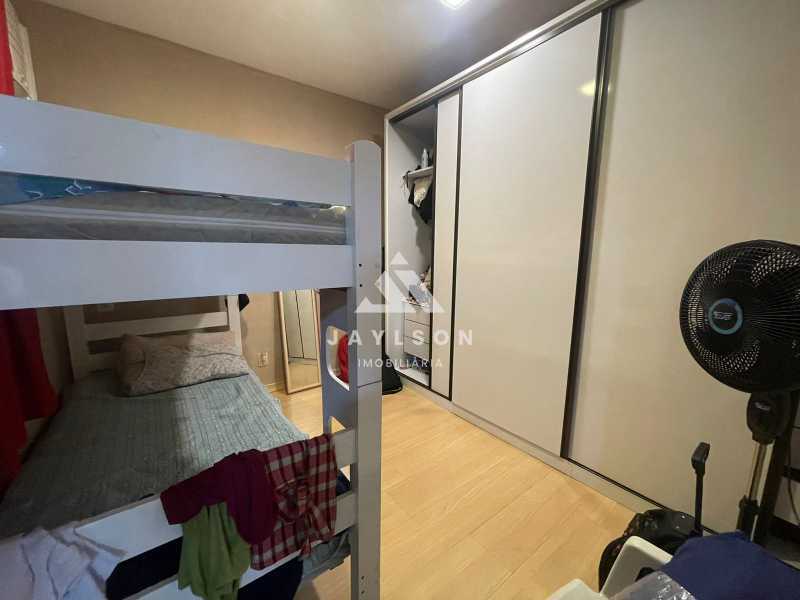 Apartamento à venda com 2 quartos, 70m² - Foto 13