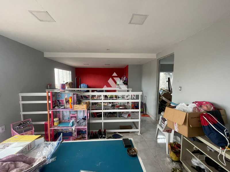 Apartamento à venda com 2 quartos, 70m² - Foto 27