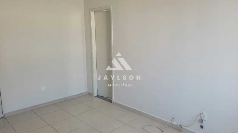 Apartamento à venda com 1 quarto, 42m² - Foto 14