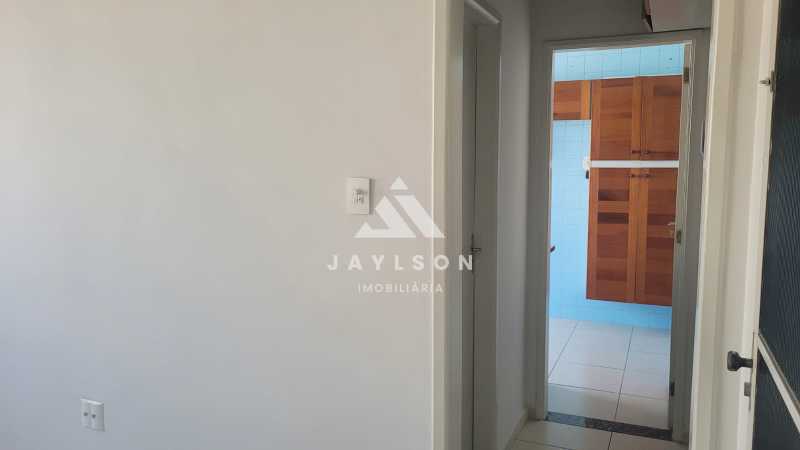 Apartamento à venda com 1 quarto, 42m² - Foto 17