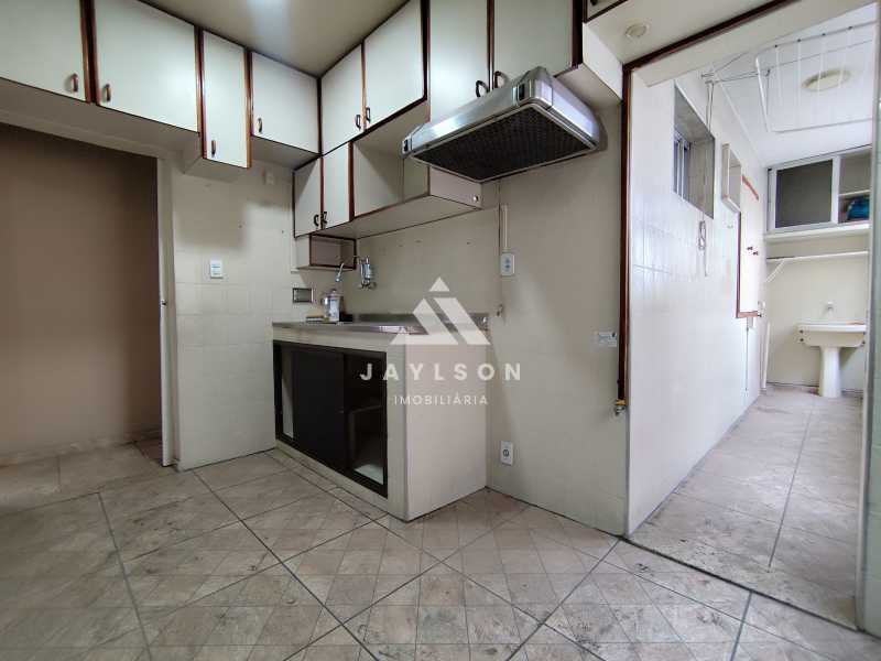 Apartamento à venda com 3 quartos, 68m² - Foto 19