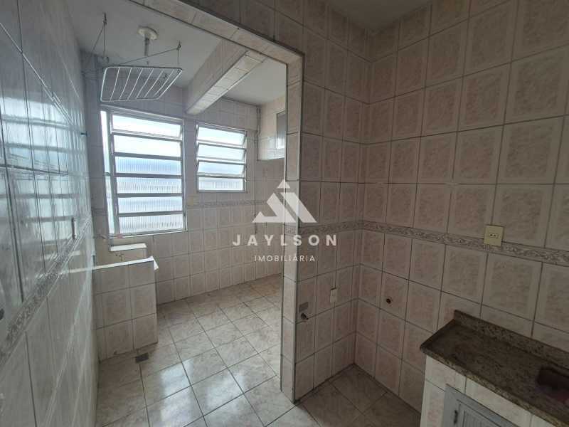 Apartamento à venda com 2 quartos, 75m² - Foto 16