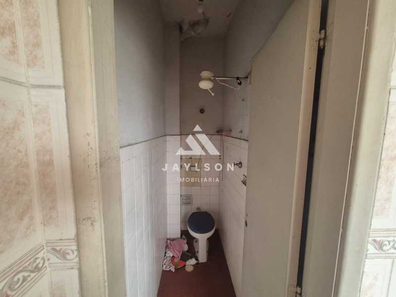 Apartamento à venda com 2 quartos, 75m² - Foto 22