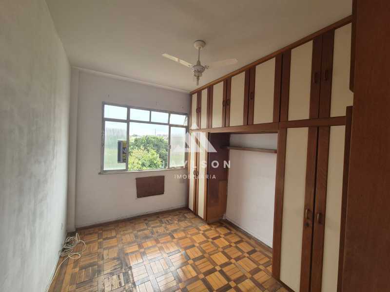 Apartamento à venda com 2 quartos, 75m² - Foto 10