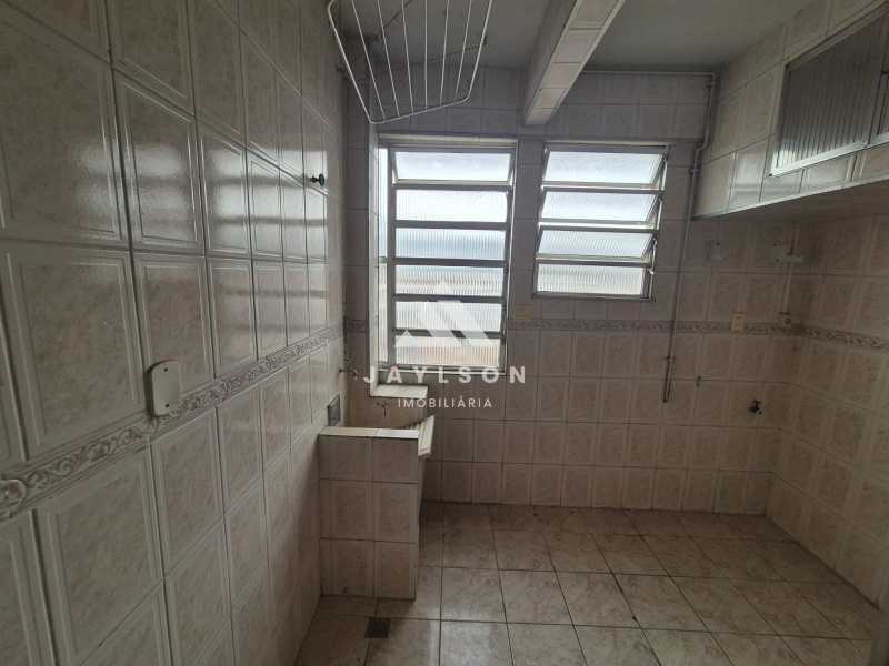 Apartamento à venda com 2 quartos, 75m² - Foto 17