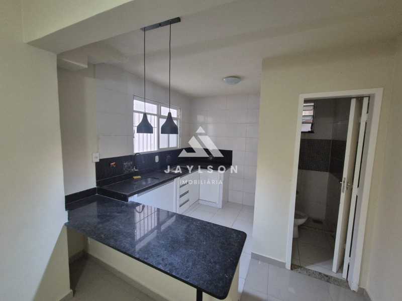 Apartamento à venda com 1 quarto, 50m² - Foto 2