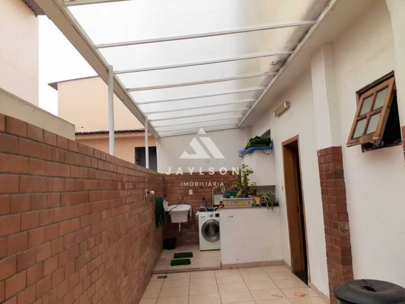 Apartamento à venda com 2 quartos, 85m² - Foto 25